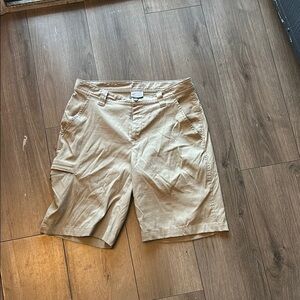 Tan Cargo Shorts with Structured Waistband